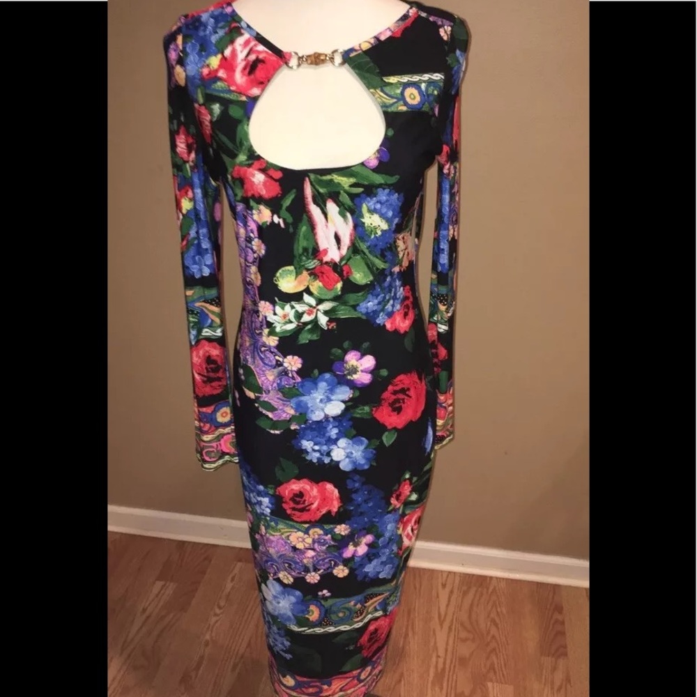 Long sleeve floral dress with stretch